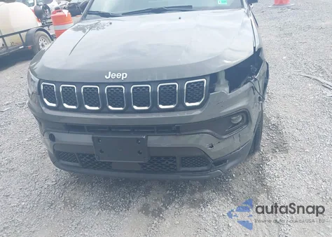 2024 Jeep Compass Latitude Lux Fwd из США, поврежденный, VIN 3C4NJDFNXRT591256